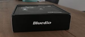 Bluedio T4S box side.