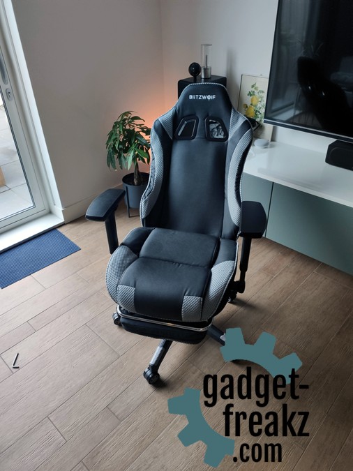 BlitzWolf BW-GC5 Ergonomic Gaming Chair compact mode