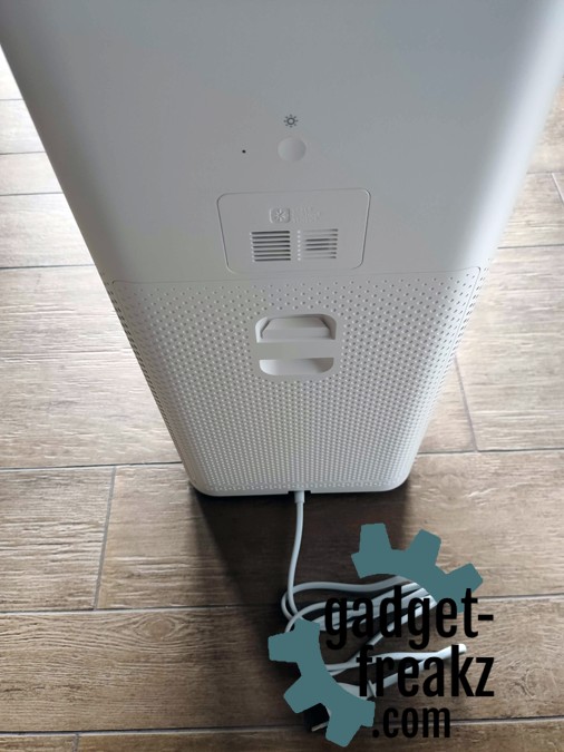 Xiaomi Air Purifier 3H Back with power cord