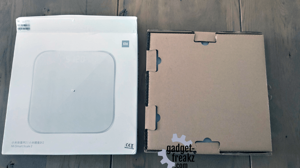 Xiaomi Mi Smart Scale 2 box outside box